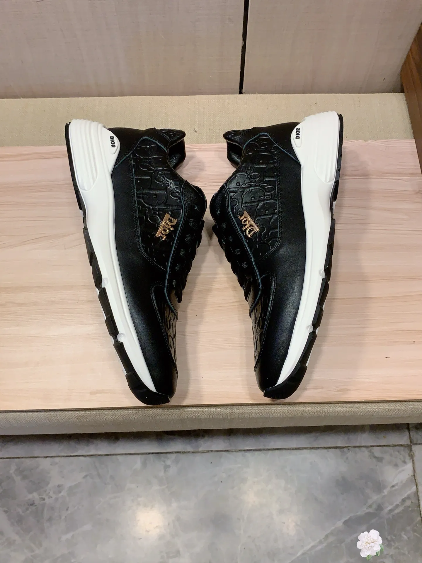 Men's Men's Shoes💰460💰💰🎩🎩[Lightning][Lightning] "Dior DIOR*" The latest and most popular casual shoes, top brand [seduce] luxury~purchase, top~quality. [Strong] The upper is made of imported breathable cowhide with material ➕ breathable sheepskin feet (•) and fine workmanship. The original stylish and stylish soft rubber wear-resistant and non-slip outsole is light and comfortable on the feet. The real thing looks better when photographed in person. No. 0121: Code: 38-44, 3️⃣ colors selected